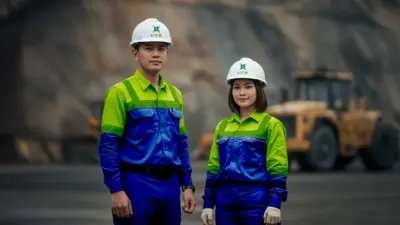 HTE - Logo Design and Visual Identity Systems